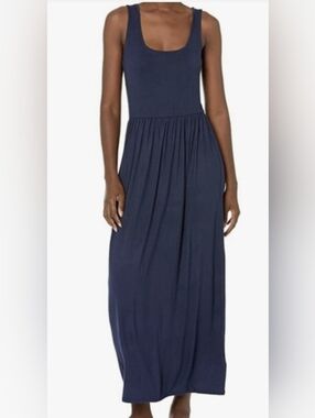 Scoop Neck Sleeveless Navy Maxi Dress